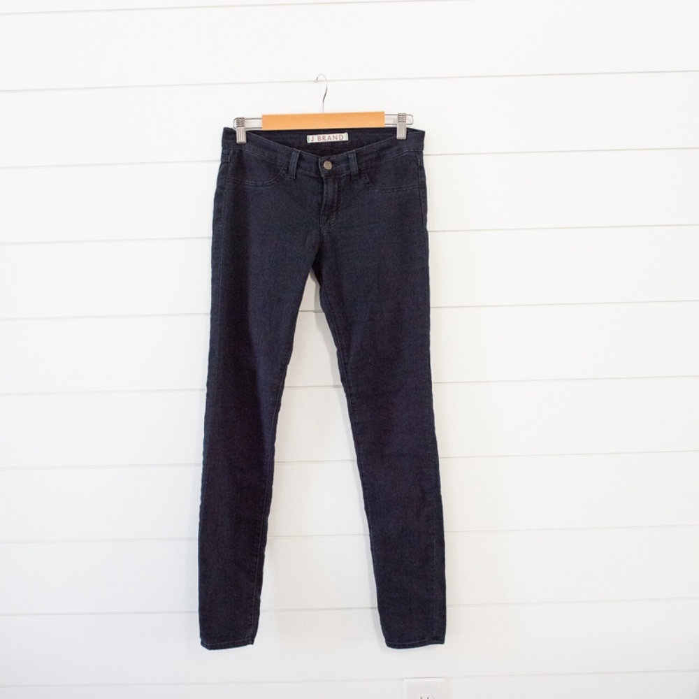 J brand Dark wash skinny jeans Size 28